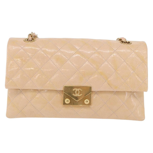 CHANEL Matelasse Chain Shoulder Bag Patent leather Beige Gold CC Auth 179868A