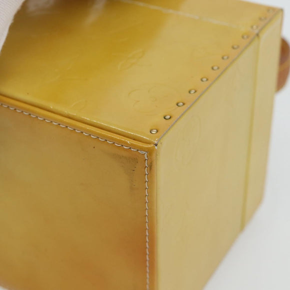 LOUIS VUITTON Monogram Vernis Bleecker Cosmetic Pouch Beige M91002 Auth 180424
