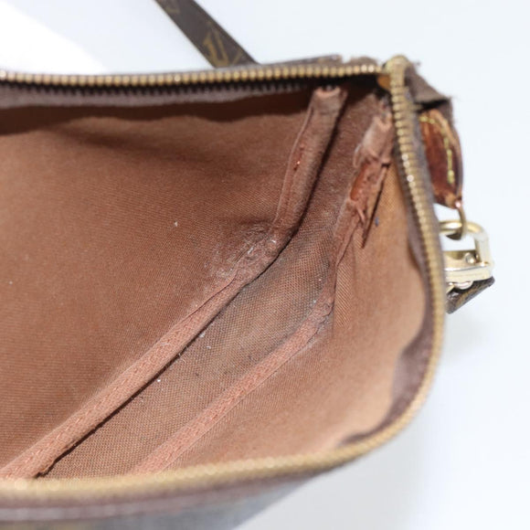 LOUIS VUITTON Monogram Pochette Accessoires Beutel M51980 LV Auth 180472