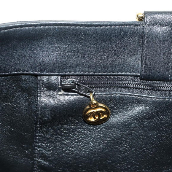 CHANEL Chain Tote Bag Leather Black Gold CC Auth 180487SAV