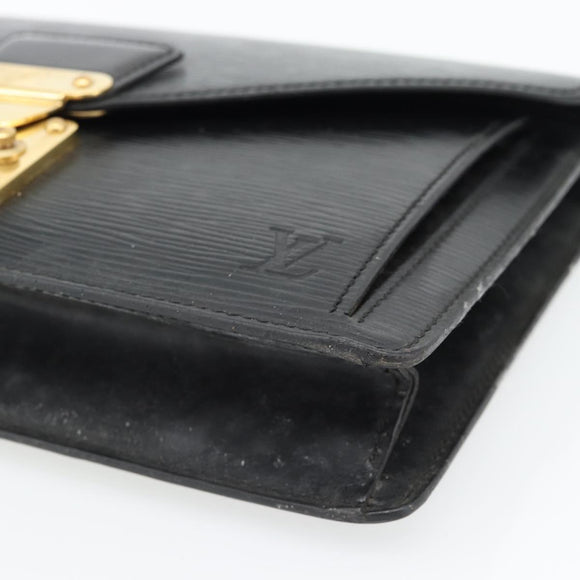 LOUIS VUITTON Epi Serie Dragonne Clutch Bag Black Noir M52612 LV Auth 180593