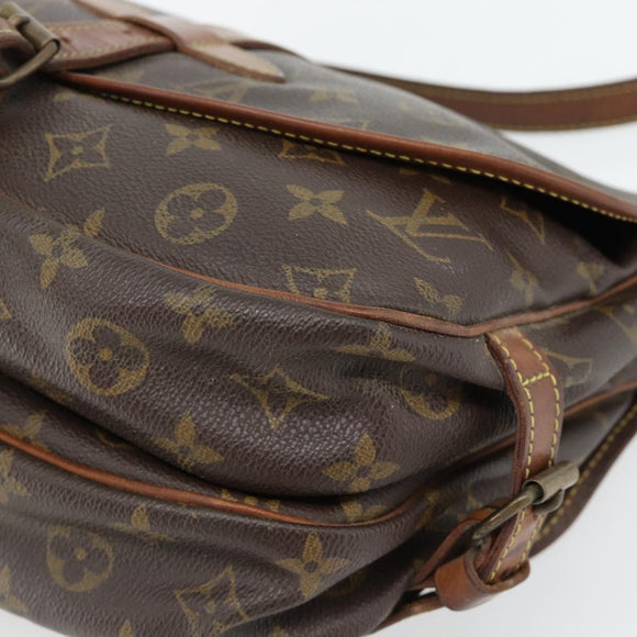 LOUIS VUITTON Monogram Saumur 30 Shoulder Bag M42256 LV Auth 180794
