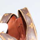 LOUIS VUITTON Monogram Danube Schoudertas M45266 LV Auth 180827A-20