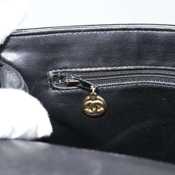 CHANEL Schoudertas Lakleer Zwart Goud CC Auth 180857
