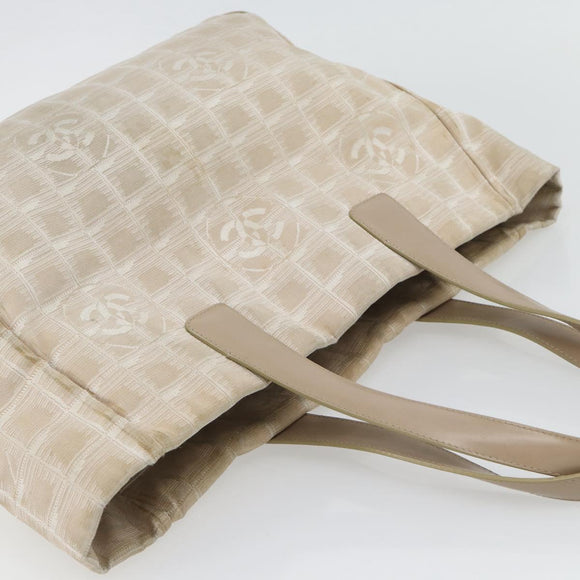CHANEL New Travel Line Shopper Nylon Beige Goud CC Auth 180906