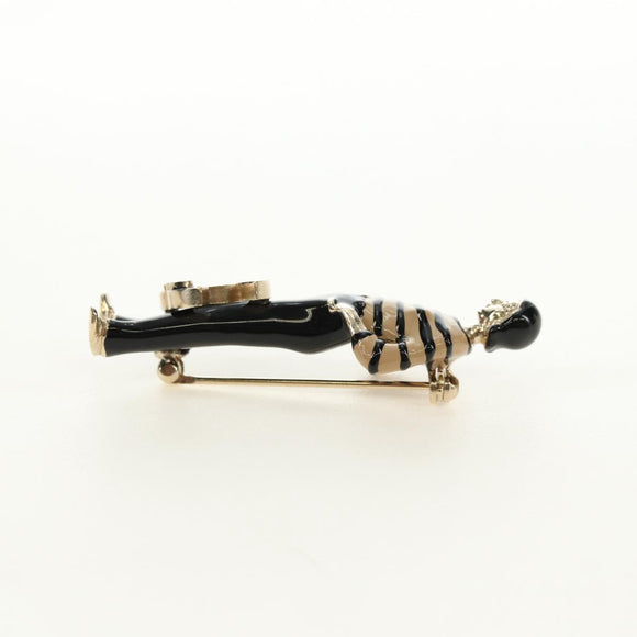 CHANEL Mademoiselle Doll Brooch metal Gold CC Auth 181111V