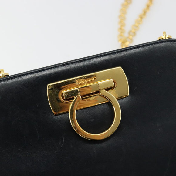 Salvatore Ferragamo Gancini Chain Schultertasche Leder Navy Gold Auth 181133