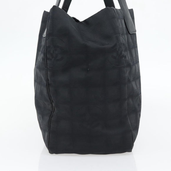 CHANEL New Travel line Tote Bag Nylon Black CC Auth 181153