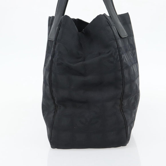 CHANEL New Travel line Tote Bag Nylon Black CC Auth 181153