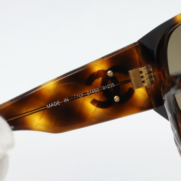 CHANEL Matelasse Sonnenbrille Kunststoff Braun CC Auth 181242