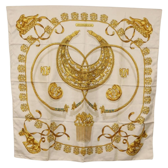 HERMES Carre 90 Scarf ""LES CAVALIERS D'OR"" Silk White Auth 181286