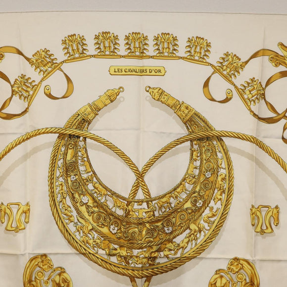 HERMES Carre 90 Scarf ""LES CAVALIERS D'OR"" Silk White Auth 181286