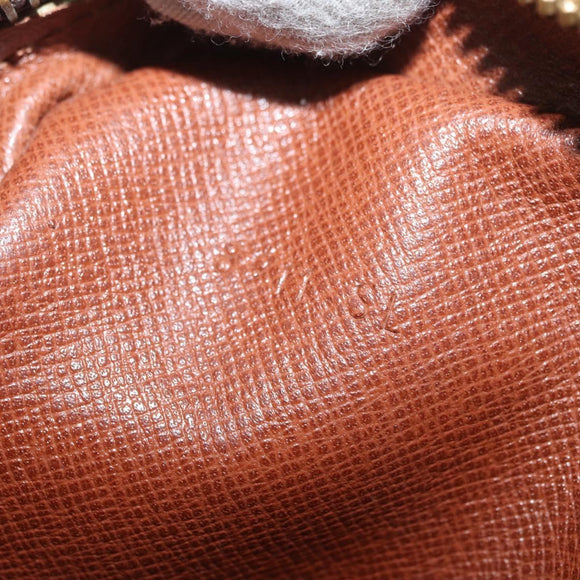 LOUIS VUITTON Monogram Danube Umhängetasche M45266 LV Auth 181320A