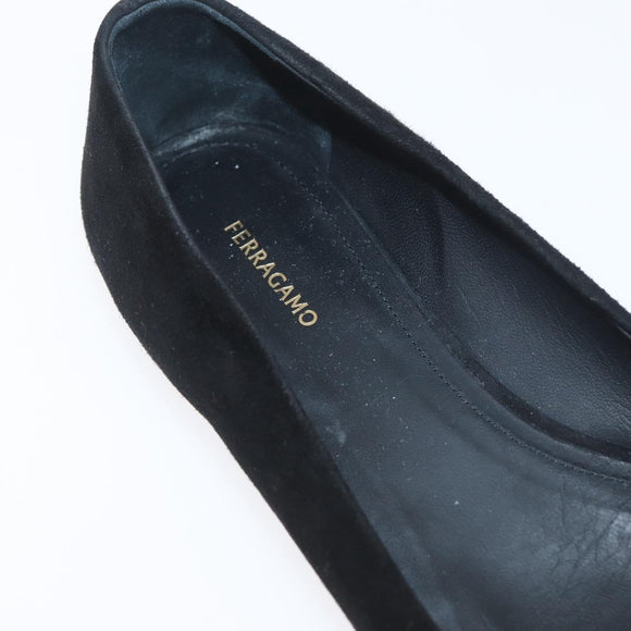 Salvatore Ferragamo Pumps Wildleder Schwarz Gold Auth 181587A