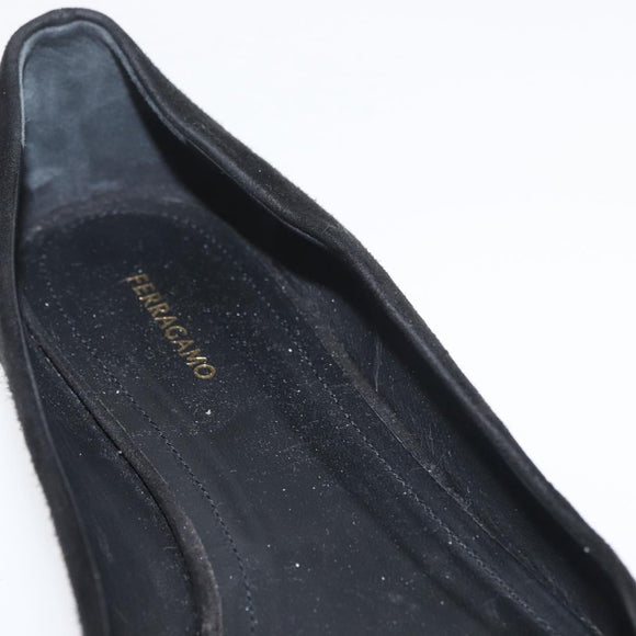 Salvatore Ferragamo Pumps Wildleder Schwarz Gold Auth 181587A