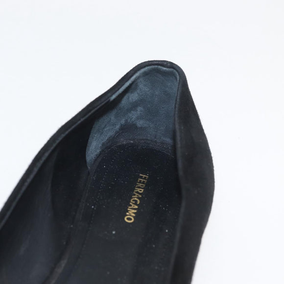 Salvatore Ferragamo Pumps Wildleder Schwarz Gold Auth 181587A