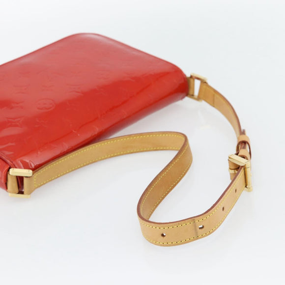 LOUIS VUITTON Monogram Vernis Thompson Street Bag Red Rouge M91094 Auth 181657