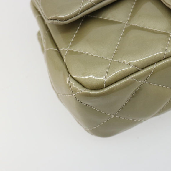 CHANEL Chain Mini Matelasse 16 Bag Patent leather Green Silver CC Auth 181668V