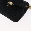 CHANEL Mini Matelassé Halsbeutel Velours Schwarz Gold CC Auth 181680A-11