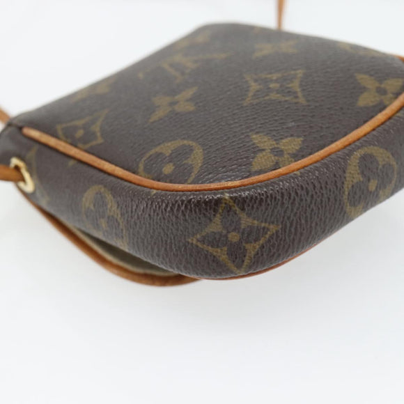 LOUIS VUITTON Monogram Pochette Cancun Shoulder Bag M60018 LV Auth 181728