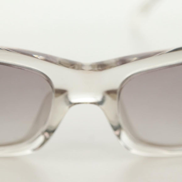CHANEL COCO Mark Zonnebril kunststof Transparant CC Auth 181748M