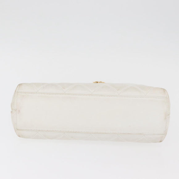 CHANEL Matelasse Chain Shoulder Bag Lamb Skin White Gold CC Auth 181776V
