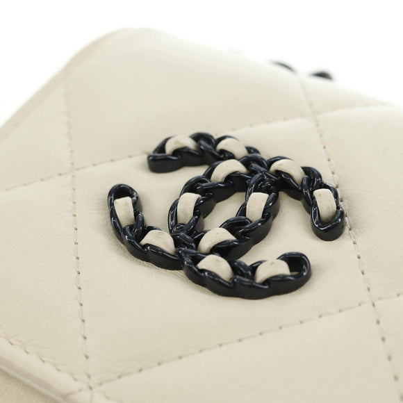 CHANEL Matelasse Chain Shoulder Bag Lamb Skin 2way White Silver CC Auth 181828M