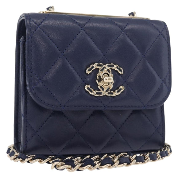 CHANEL Matelasse Trendy CC Chain Bag Lamb Skin Navy Gold CC Auth 181847M