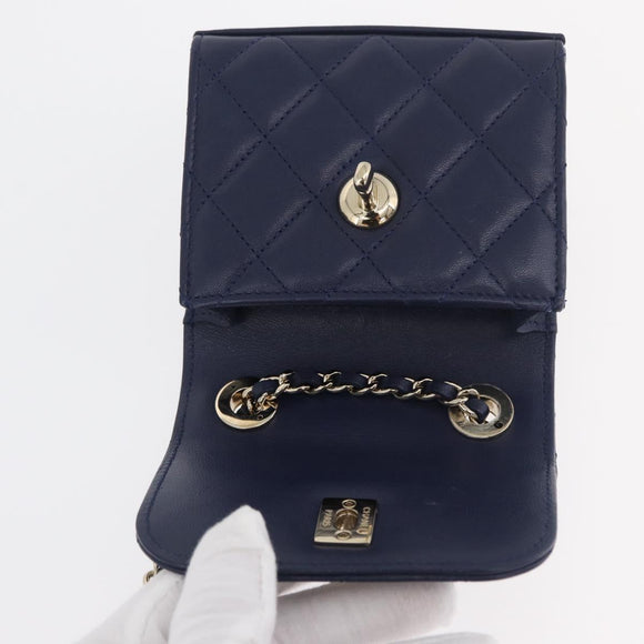 CHANEL Matelasse Trendy CC Chain Bag Lamb Skin Navy Gold CC Auth 181847M