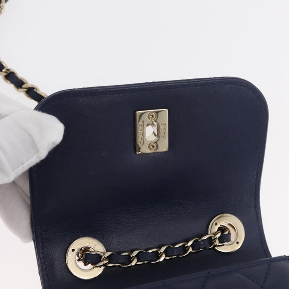 CHANEL Matelasse Trendy CC Chain Bag Lamb Skin Navy Gold CC Auth 181847M