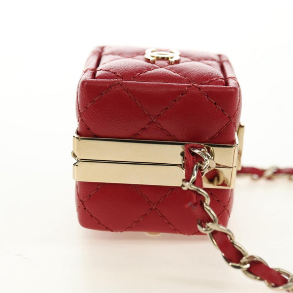 CHANEL Matelasse Taschenanhänger Lammleder Rot Gold CC Auth 181875SAM