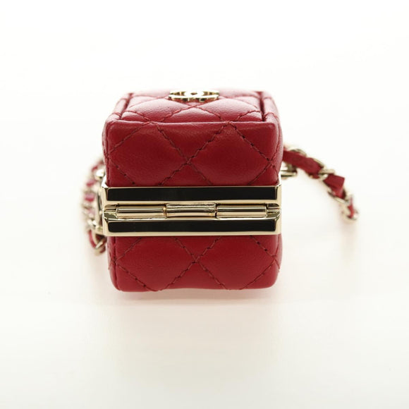 CHANEL Matelasse Taschenanhänger Lammleder Rot Gold CC Auth 181875SAM