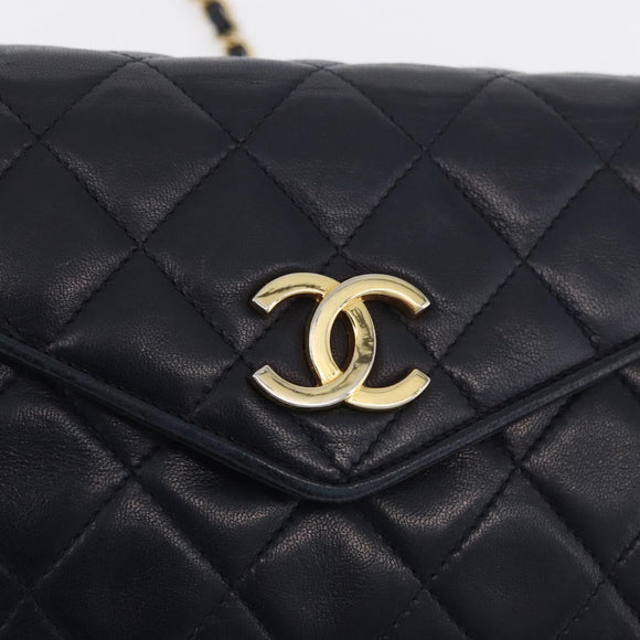 CHANEL Matelasse Chain Shoulder Bag Lamb Skin Navy Gold CC Auth 181880V