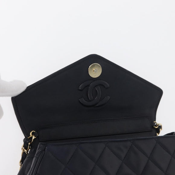 CHANEL Matelasse Chain Shoulder Bag Lamb Skin Navy Gold CC Auth 181880V