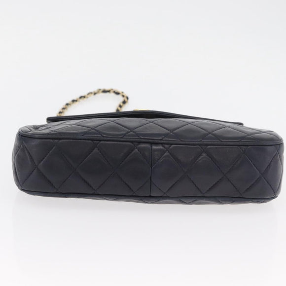 CHANEL Matelasse Chain Shoulder Bag Lamb Skin Navy Gold CC Auth 181880V