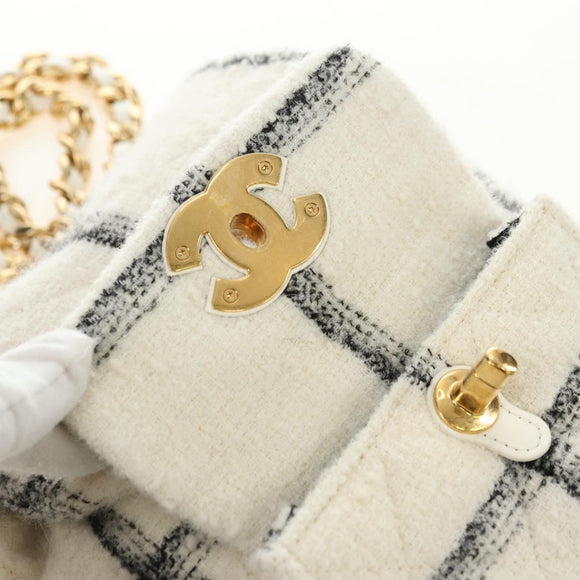 CHANEL Matelasse Chain Backpack Wool Tweed Ivory Gold CC Auth 181919SM