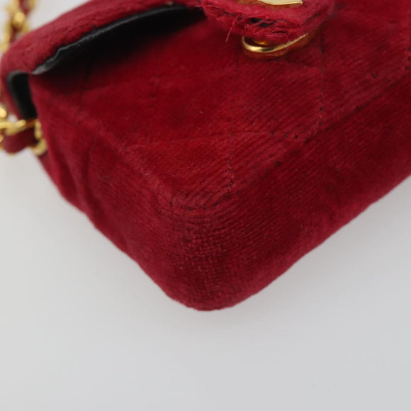 CHANEL Matelasse Chain Shoulder Bag Velor Red Gold CC Auth 181928