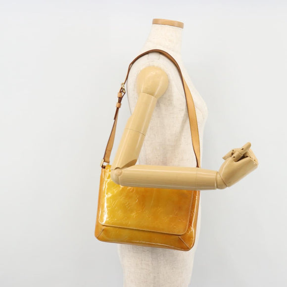 LOUIS VUITTON Monogram Vernis Thompson Street Bag Beige M91301 LV Auth 182002