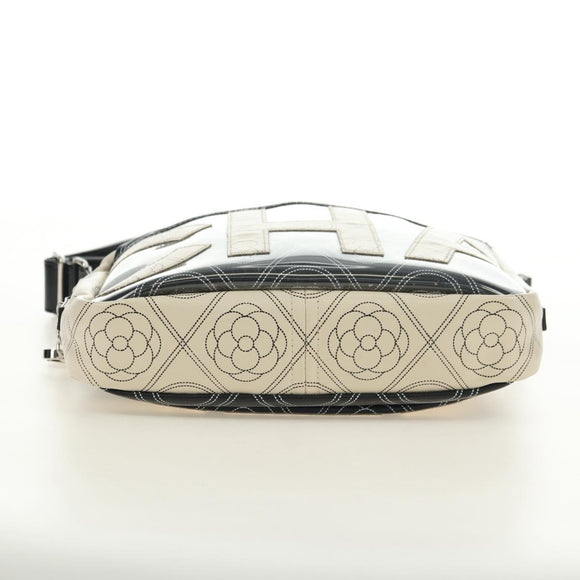 CHANEL Camelia Shoulder Bag Coated Canvas White Black CC Auth 182034SAV