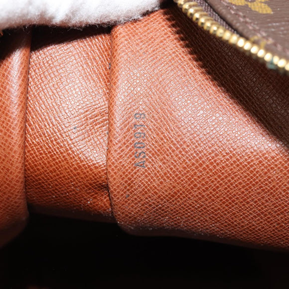 LOUIS VUITTON Monogram Boulogne 30 Shoulder Bag M51265 LV Auth 182139A