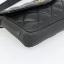 CHANEL Matelassé Ketten-Bauchtasche Lammleder Schwarz Gold CC Authentisch 182541-14