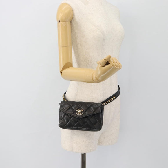 CHANEL Matelassé Ketten-Bauchtasche Lammleder Schwarz Gold CC Authentisch 182541