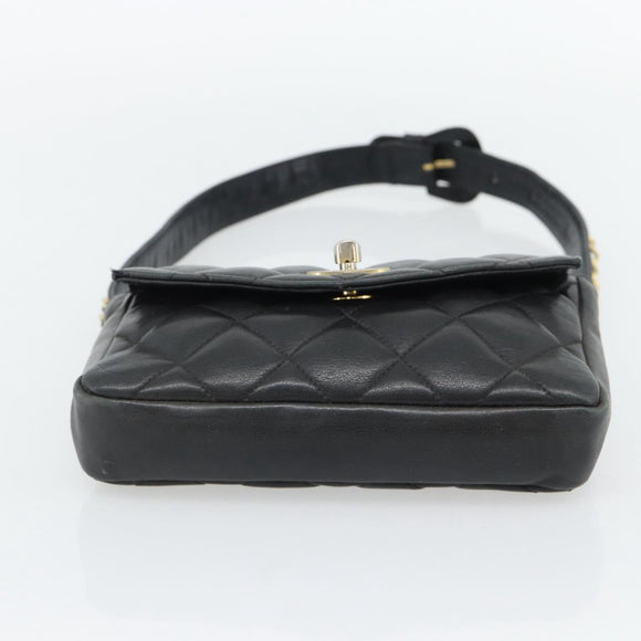 CHANEL Matelassé Ketten-Bauchtasche Lammleder Schwarz Gold CC Authentisch 182541