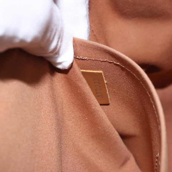 LOUIS VUITTON Epi Segur MM Umhängetasche Braun Camel M58861 LV Auth 182606A