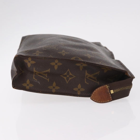 LOUIS VUITTON Monogram Poche Toilette 26 Pouch M47542 LV Auth 182646