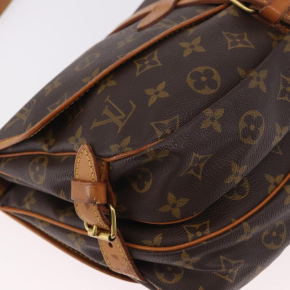 LOUIS VUITTON Monogram Saumur 30 Shoulder Bag M42256 LV Auth 182909A