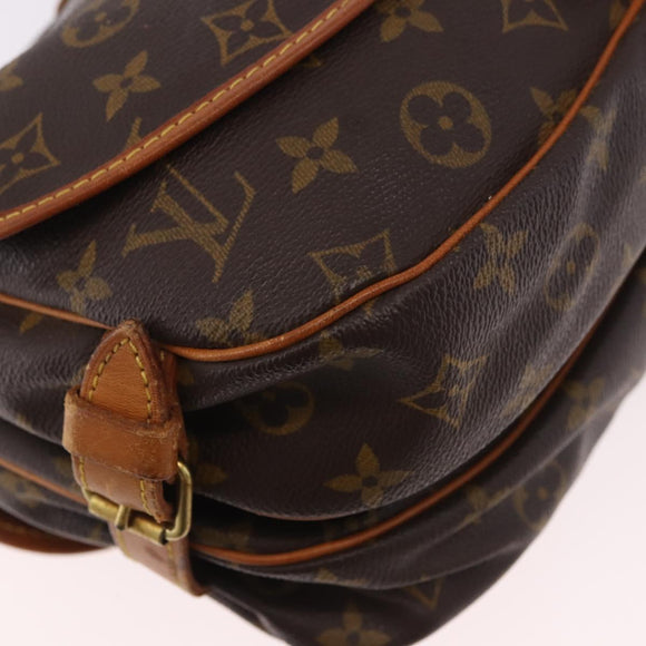 LOUIS VUITTON Monogram Saumur 30 Shoulder Bag M42256 LV Auth 182909A