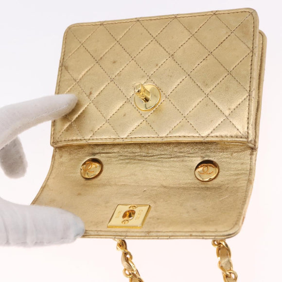 CHANEL Matelasse Chain Shoulder Bag Lamb Skin Gold CC Auth 182936M