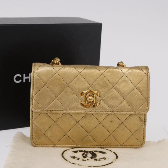 CHANEL Matelasse Chain Shoulder Bag Lamb Skin Gold CC Auth 182936M