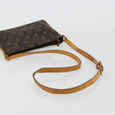 LOUIS VUITTON Monogram Trotteur Schoudertas M51240 LV Auth 183181-7